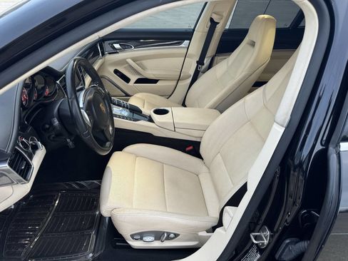 Used 2016 Porsche Panamera Turbo S image 9