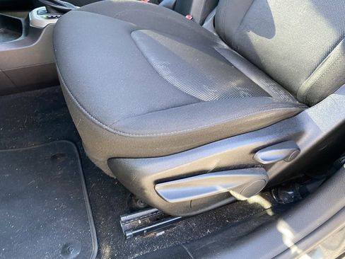 Used 2017 Jeep Renegade Latitude image 20