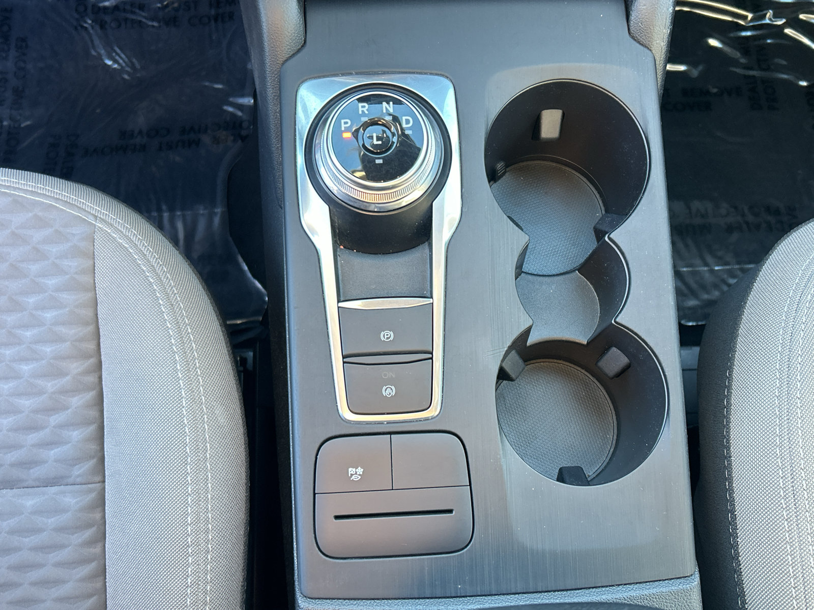 Used 2020 Ford Escape SE Sport FWD image 19