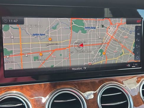 Used 2018 Mercedes-Benz E 300 image 12