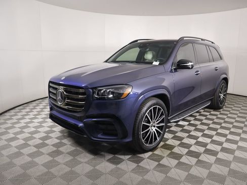 New 2026 Mercedes-Benz GLS 580 4MATIC image 1