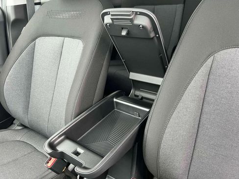 New 2024 Hyundai Ioniq 5 SE image 19