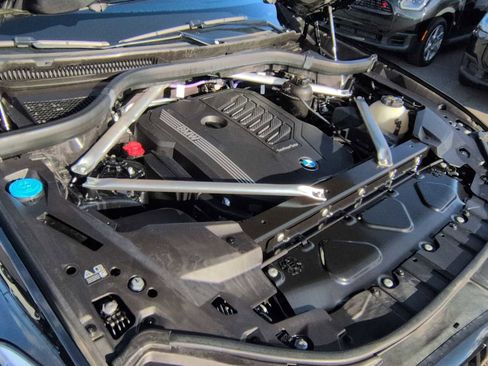 Used 2023 BMW X5 xDrive40i w/ M Sport Package image 15