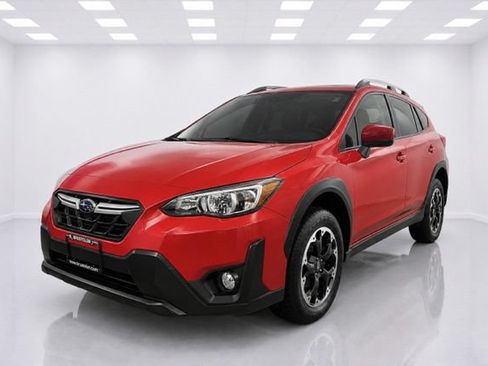 Used 2021 Subaru Crosstrek 2.0i Premium w/ Moonroof Package AWD/4WD image 4