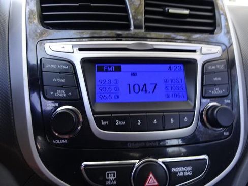 Used 2014 Hyundai Accent GLS w/ Option Group 2 image 36