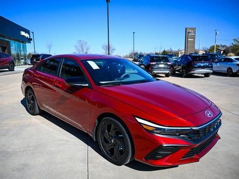 New 2026 Hyundai Elantra Sport image 7