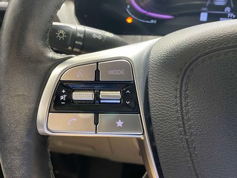 Used 2024 Kia Telluride EX w/ EX Captain's Chair Package AWD/4WD image 25