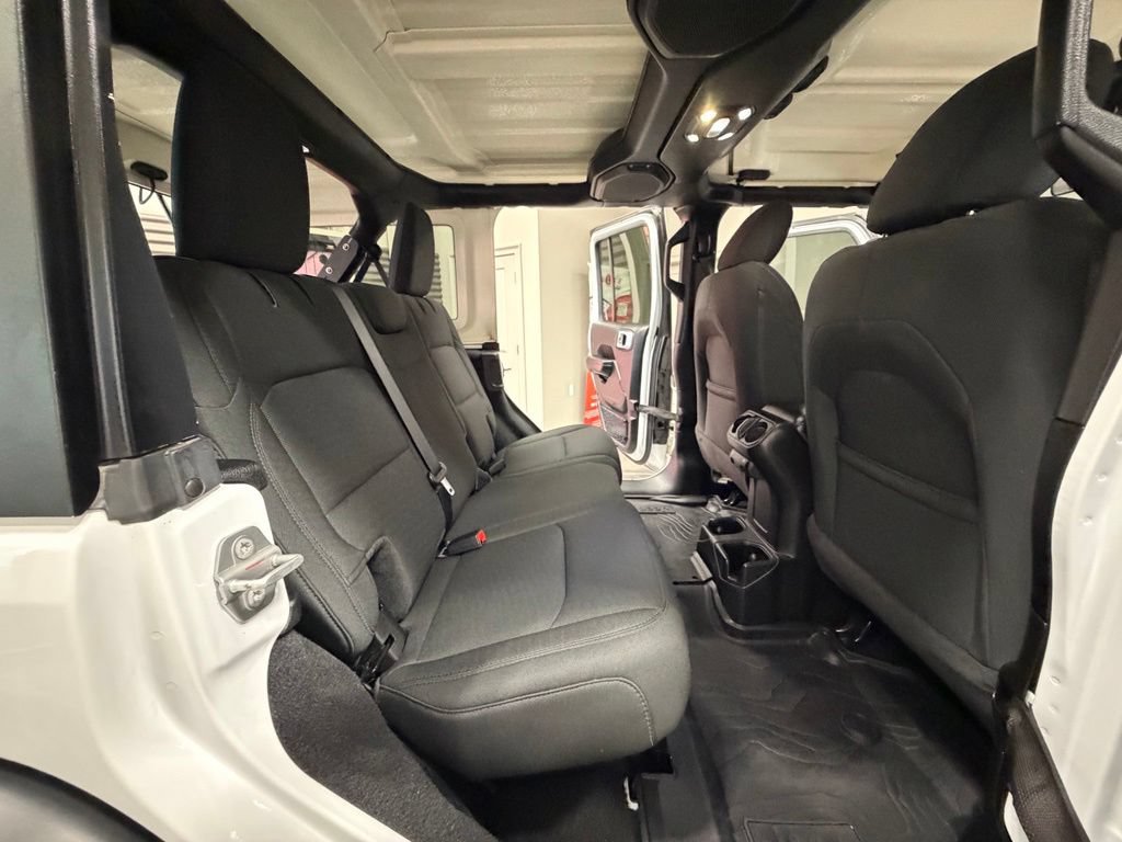 Used 2020 Jeep Wrangler Unlimited Sport AWD/4WD image 47