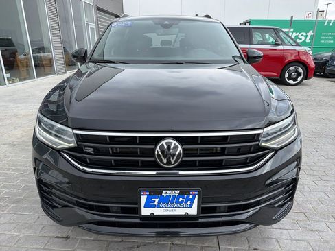 Certified 2022 Volkswagen Tiguan SE R-Line AWD/4WD image 10