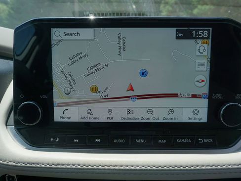 Used 2023 Nissan Rogue SL w/ SL Premium Package FWD image 10