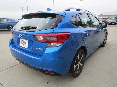 Used 2021 Subaru Impreza Premium image 7