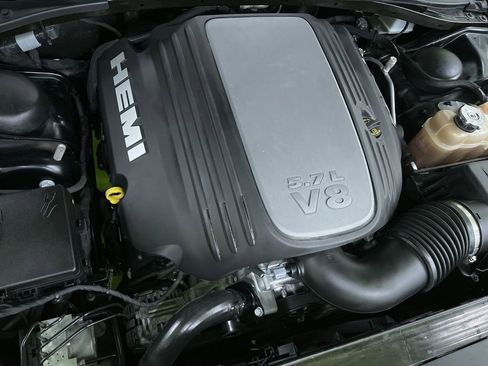 Used 2022 Dodge Challenger R/T w/ Blacktop Package image 29