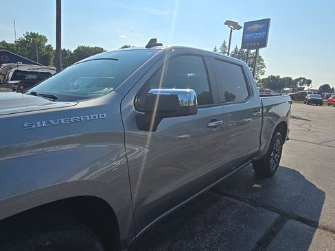 Used 2023 Chevrolet Silverado 1500 LT image 29