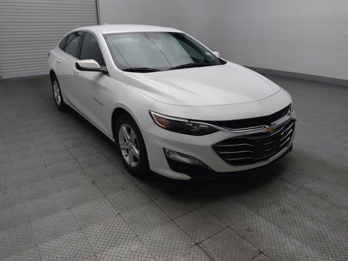 Used 2023 Chevrolet Malibu LT FWD image 13