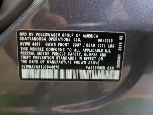 Used 2018 Volkswagen Passat 2.0T SE FWD image 33