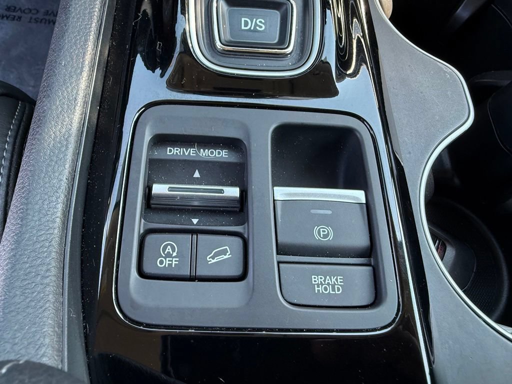 Used 2023 Honda Pilot Touring image 14