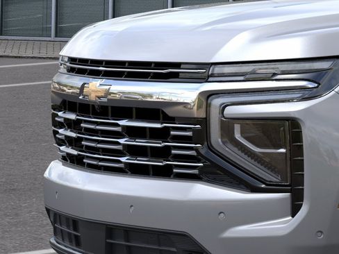 New 2026 Chevrolet Suburban Premier AWD/4WD image 37