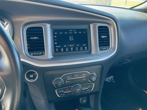 Used 2022 Dodge Charger SXT image 20