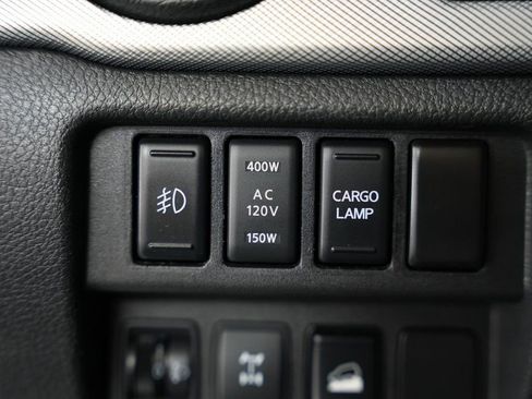 Used 2019 Nissan Titan PRO-4X image 50