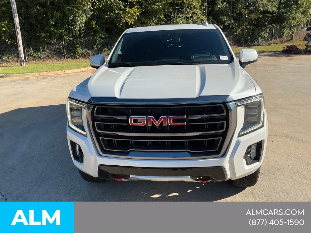Used 2024 GMC Yukon XL AT4 AWD/4WD image 2