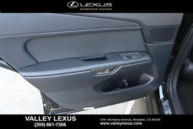 New 2026 Lexus ES 350e w/ Convenience Package FWD image 18