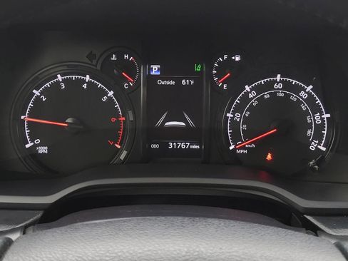 Used 2024 Toyota 4Runner SR5 Premium AWD/4WD image 25