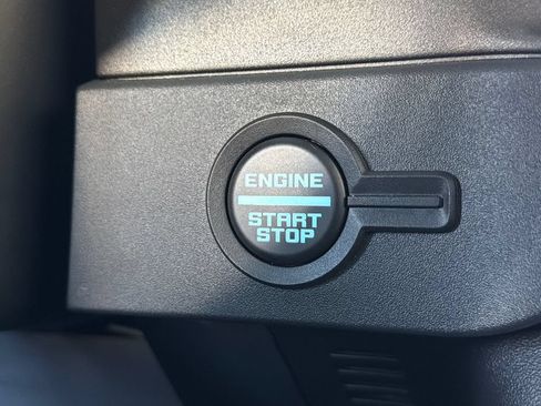 Used 2025 Ford Bronco Badlands w/ Sasquatch Package AWD/4WD image 6