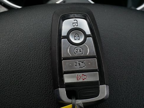 Used 2017 Ford Edge Titanium w/ Equipment Group 301A image 28