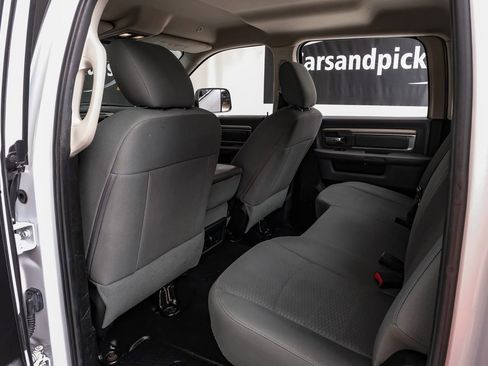 Used 2017 RAM 2500 SLT image 36