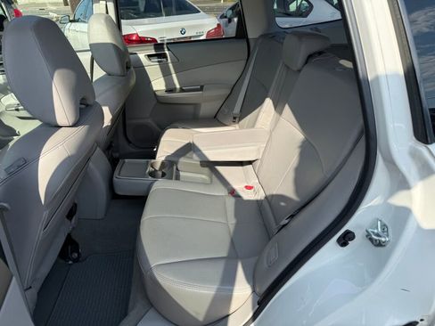 Used 2009 Subaru Forester 2.5XT Limited image 11