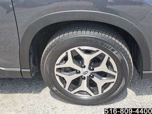 Used 2023 Subaru Forester Premium AWD/4WD image 14