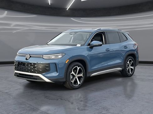 New 2026 Volkswagen Tiguan SE image 1