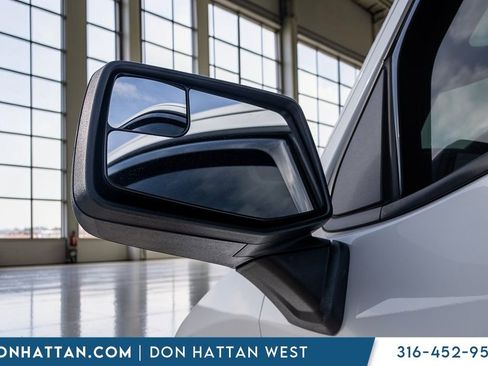 Used 2021 Chevrolet Silverado 1500 LT Trail Boss w/ Convenience Package II AWD/4WD image 38