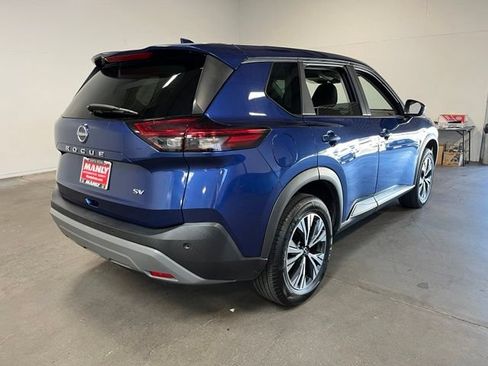 Used 2023 Nissan Rogue SV FWD image 3