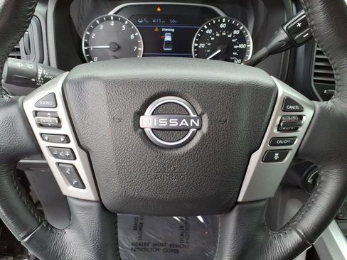 Used 2023 Nissan Titan SV w/ SV Convenience Package AWD/4WD image 28