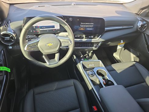 New 2026 Chevrolet Equinox LT w/ Convenience Package II image 14