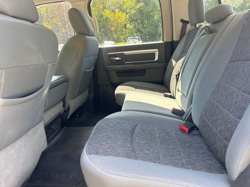 Used 2019 RAM 1500 Big Horn RWD image 17