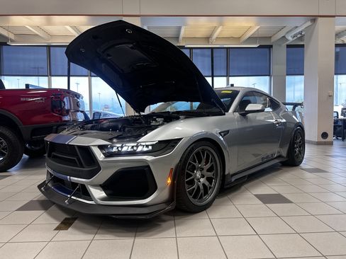 New 2026 Ford Mustang GT Premium w/ GT Performance Package RWD image 31