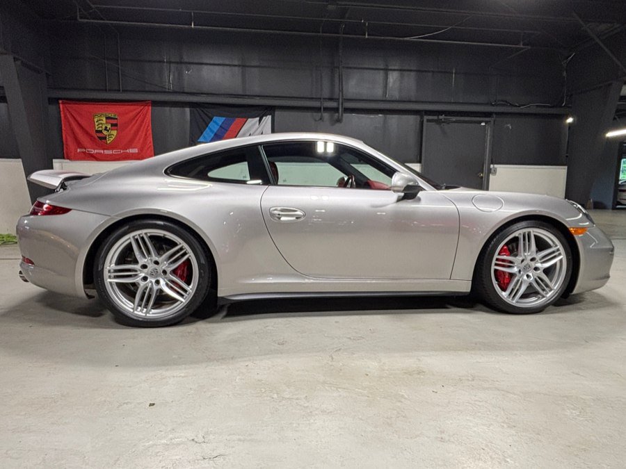 Used 2013 Porsche 911 Carrera 4S AWD/4WD image 1