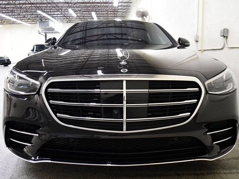 Used 2023 Mercedes-Benz S 580 4MATIC Sedan image 5