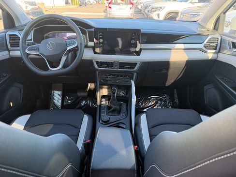 New 2026 Volkswagen Taos SEL AWD/4WD image 24