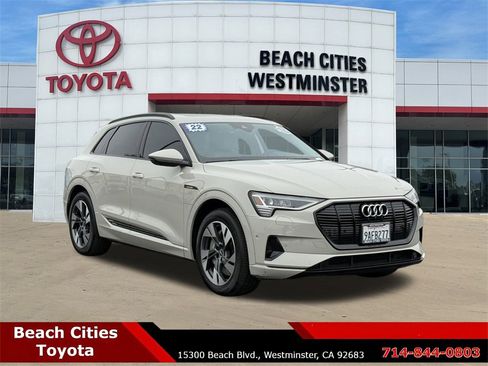 Used 2022 Audi e-tron Premium image 2
