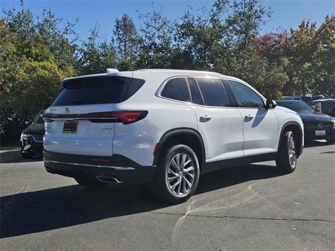 New 2026 Buick Enclave Preferred image 4