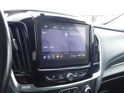Used 2020 Chevrolet Traverse LT AWD/4WD image 17