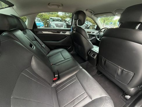 Used 2017 Genesis G80 3.8 RWD image 14