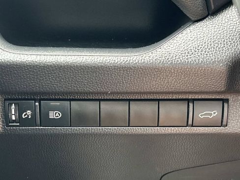 Used 2025 Toyota RAV4 XLE w/ Convenience Package AWD/4WD image 29