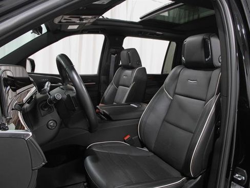 Certified 2024 Cadillac Escalade ESV Premium Luxury image 5