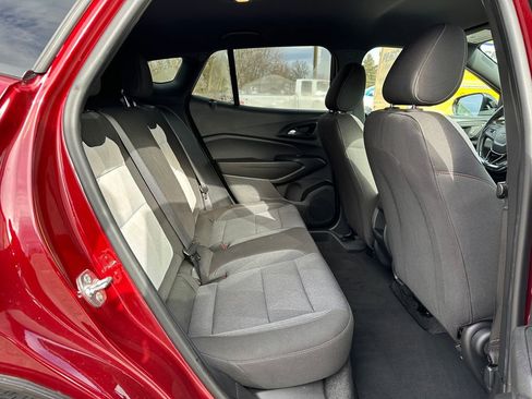 Certified 2024 Chevrolet Trax RS image 14