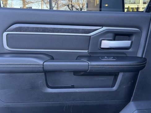 Used 2024 RAM 3500 Big Horn image 60