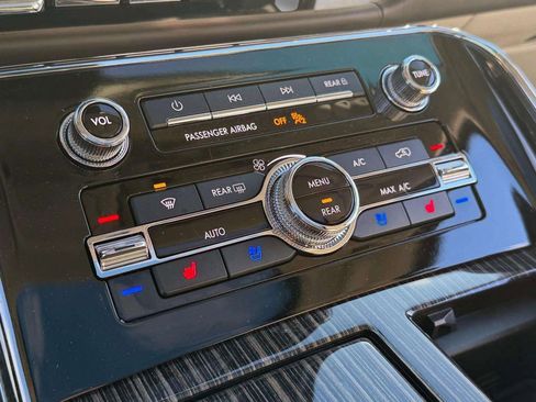 Used 2024 Lincoln Navigator L Black Label image 23